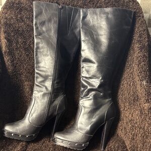 Colin Stuart knee high black studded stiletto heel boots 8.5